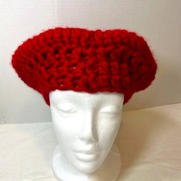 Handmade Red Beret Styled Crocheted Winter Cap Hat - Picture 2 of 6